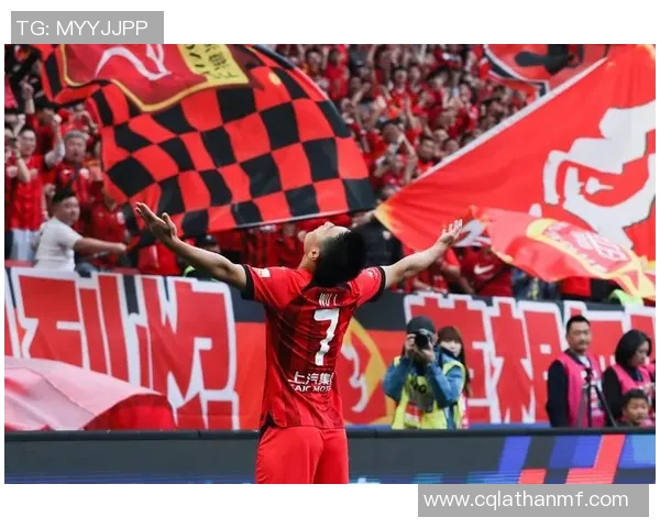 杭州足球队以58分领跑大满贯积分榜争夺冠军荣誉的激烈战斗即将展开